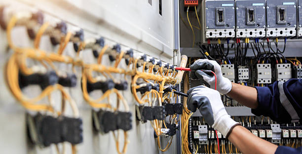 Professional Outlet Repair technician working in Liberty County County, TX